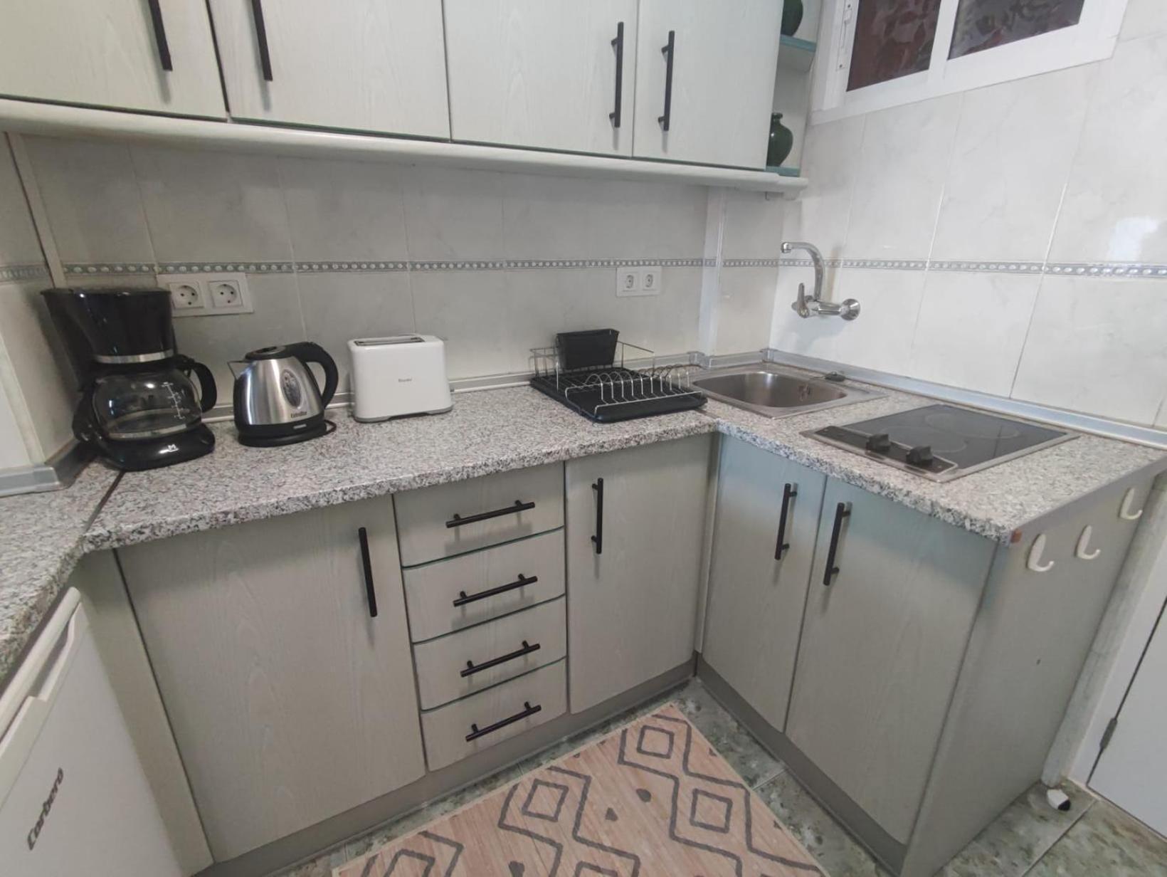 Grace Pool Apartment 贝纳尔马德纳 外观 照片
